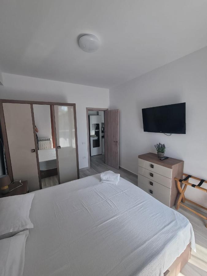 Апартаменти Apartament Mivali Неводарі Екстер'єр фото